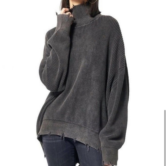 NWT YOUNG FABULOUS AND BROKE Distressed Cameron Oversized Turtleneck Sweater M/L - Picture 12 of 12